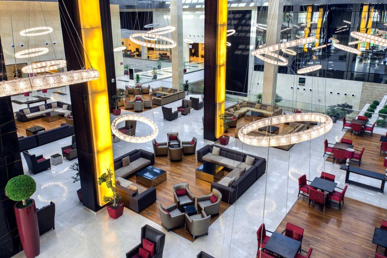 Crowne Plaza - Rdc & Convention By Ihg 5*