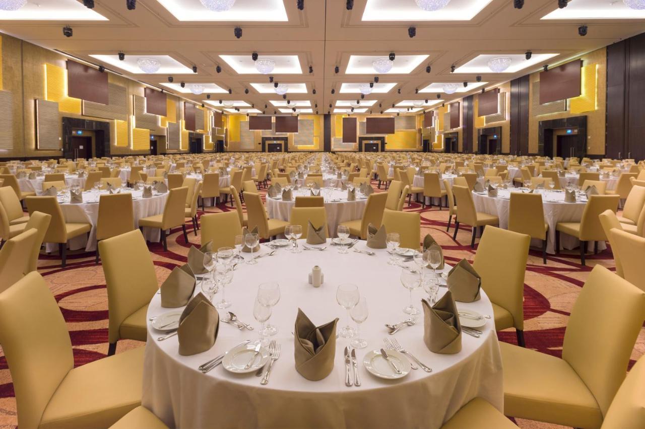 होटल Crowne Plaza - Rdc & Convention By Ihg