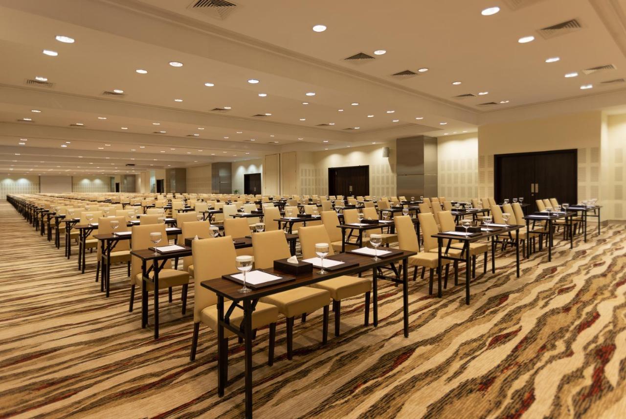 होटल Crowne Plaza - Rdc & Convention By Ihg